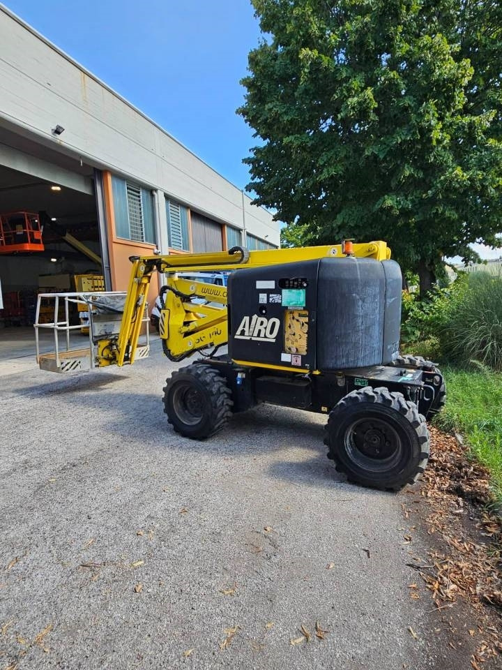 Airo SG1400 JD 4WD - Teleskopická plošina: obrázok 2 Airo SG1400 JD 4WD - Teleskopická plošina: obrázok 2