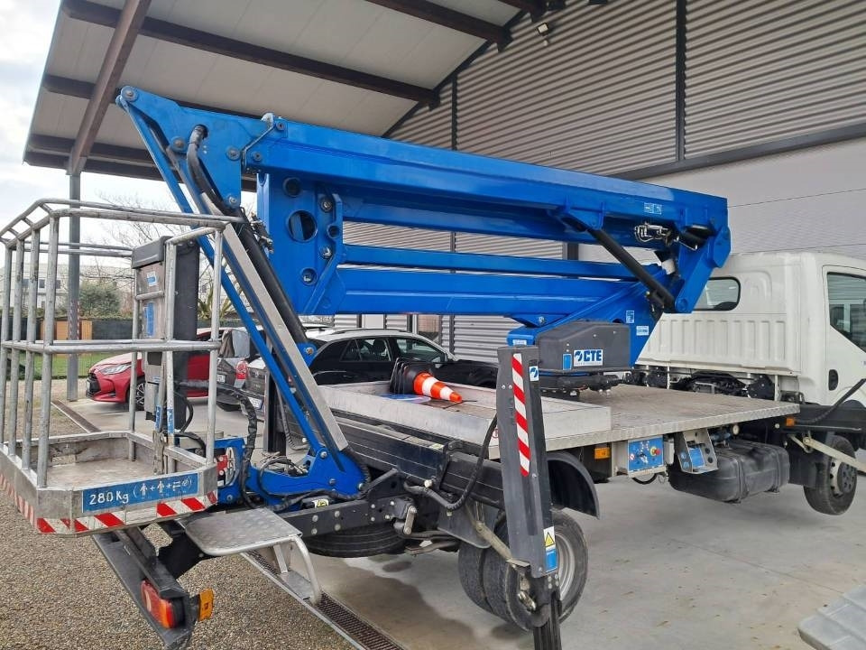 CTE ZED 21.2 JH - Automobilová plošina: obrázok 2 CTE ZED 21.2 JH - Automobilová plošina: obrázok 2
