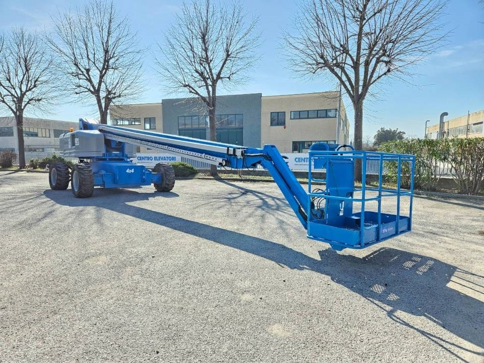 Genie S 85 4WD - Teleskopická plošina: obrázok 1 Genie S 85 4WD - Teleskopická plošina: obrázok 1