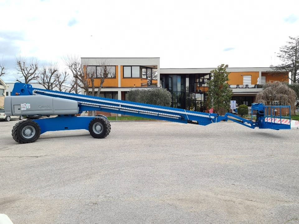 Genie S125 4WD - Teleskopická plošina: obrázok 2 Genie S125 4WD - Teleskopická plošina: obrázok 2