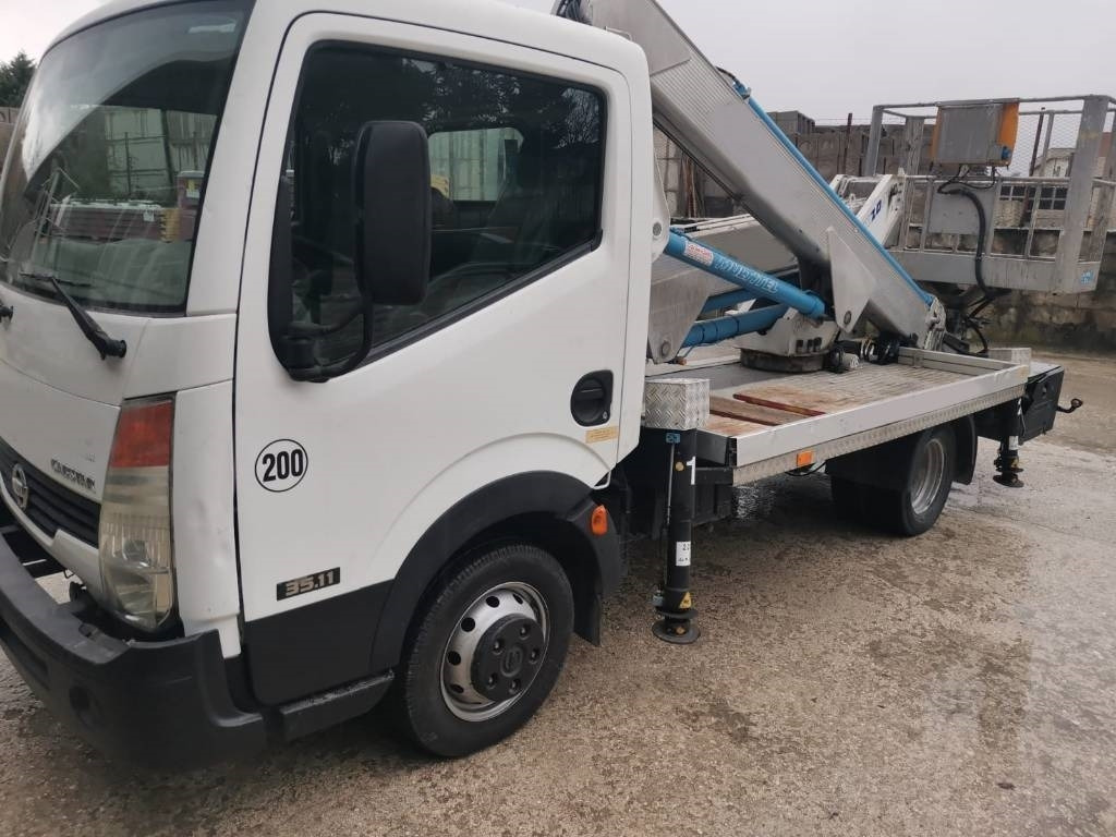 Multitel MX 200 - Automobilová plošina: obrázok 4 Multitel MX 200 - Automobilová plošina: obrázok 4