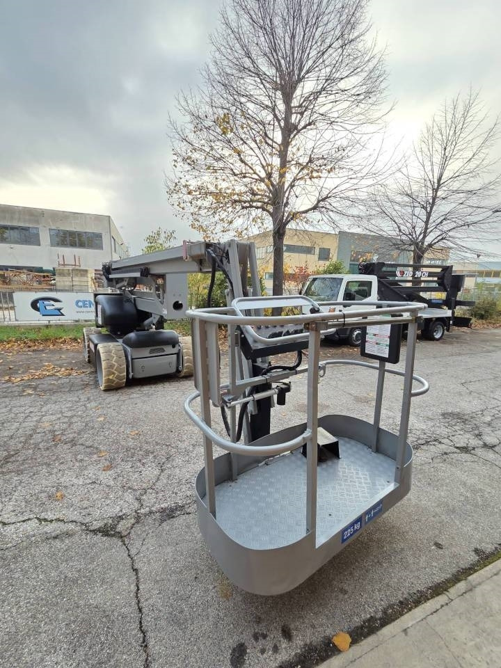 Niftylift HR 15 HDE - Kĺbová pracovná plošina: obrázok 4 Niftylift HR 15 HDE - Kĺbová pracovná plošina: obrázok 4