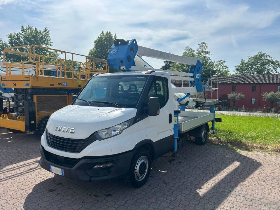 Socage 20D  - Automobilová plošina: obrázok 1 Socage 20D  - Automobilová plošina: obrázok 1