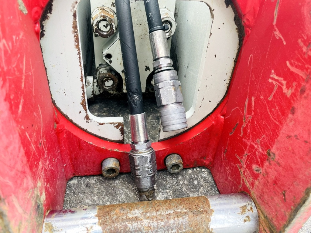 Huppi 302 (4092) - Hydraulické kladivo: obrázok 4 Huppi 302 (4092) - Hydraulické kladivo: obrázok 4