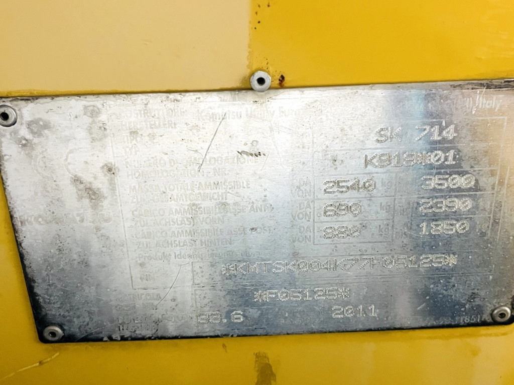 Komatsu SK714 (3906) - Šmykom riadený nakladač: obrázok 3 Komatsu SK714 (3906) - Šmykom riadený nakladač: obrázok 3