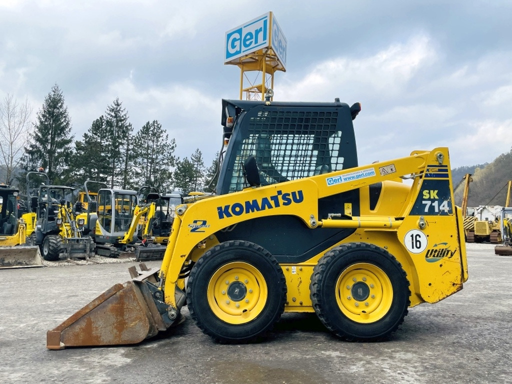 Komatsu SK714-5 (3947) - Šmykom riadený nakladač: obrázok 1 Komatsu SK714-5 (3947) - Šmykom riadený nakladač: obrázok 1