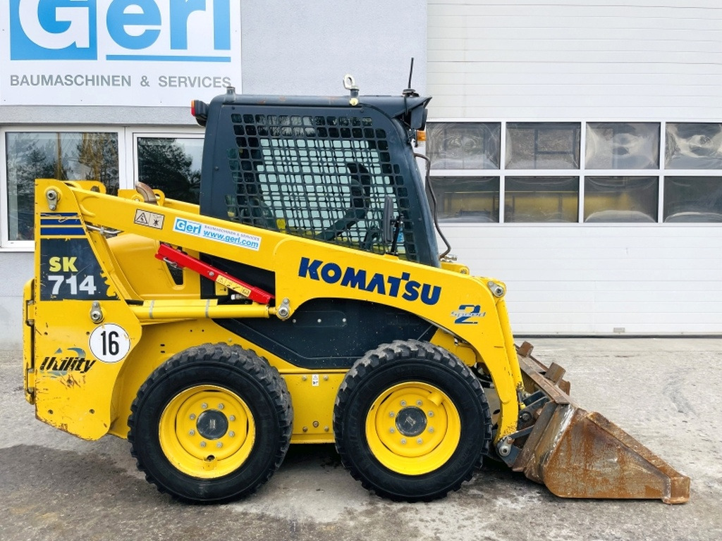 Komatsu SK714-5 (3947) - Šmykom riadený nakladač: obrázok 2 Komatsu SK714-5 (3947) - Šmykom riadený nakladač: obrázok 2