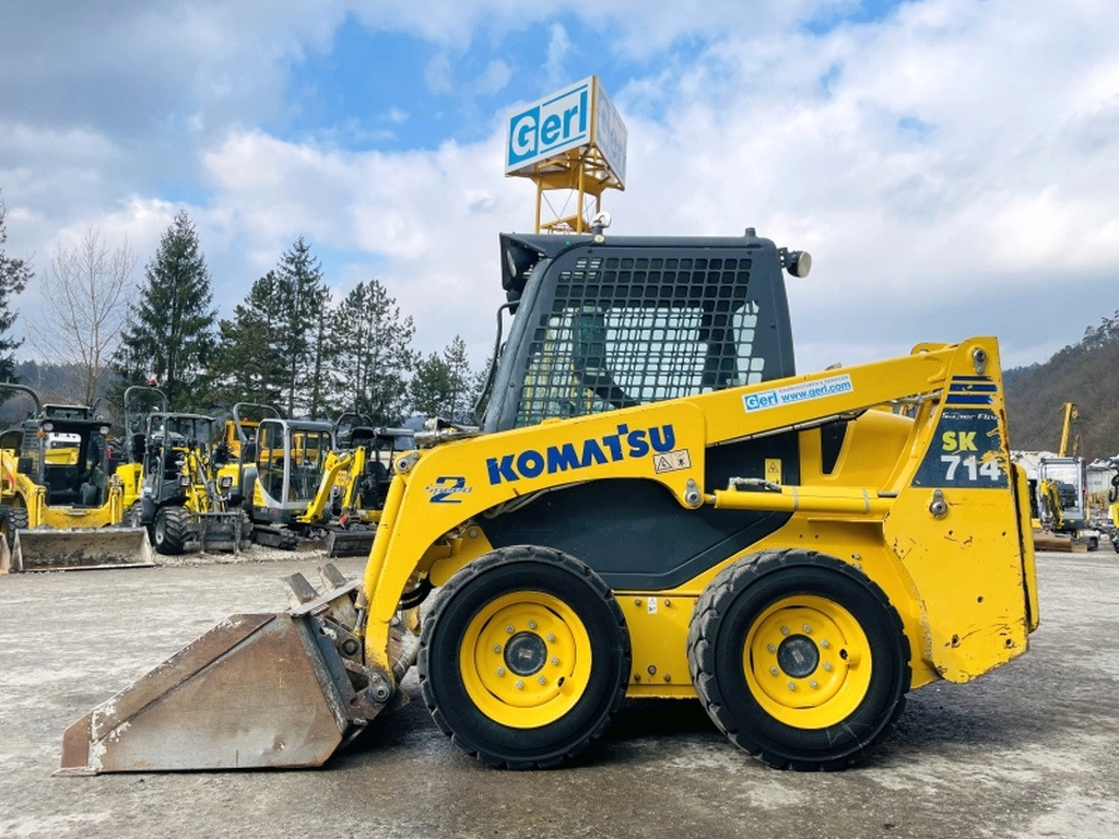 Komatsu SK714-5 (3948) - Šmykom riadený nakladač: obrázok 1 Komatsu SK714-5 (3948) - Šmykom riadený nakladač: obrázok 1