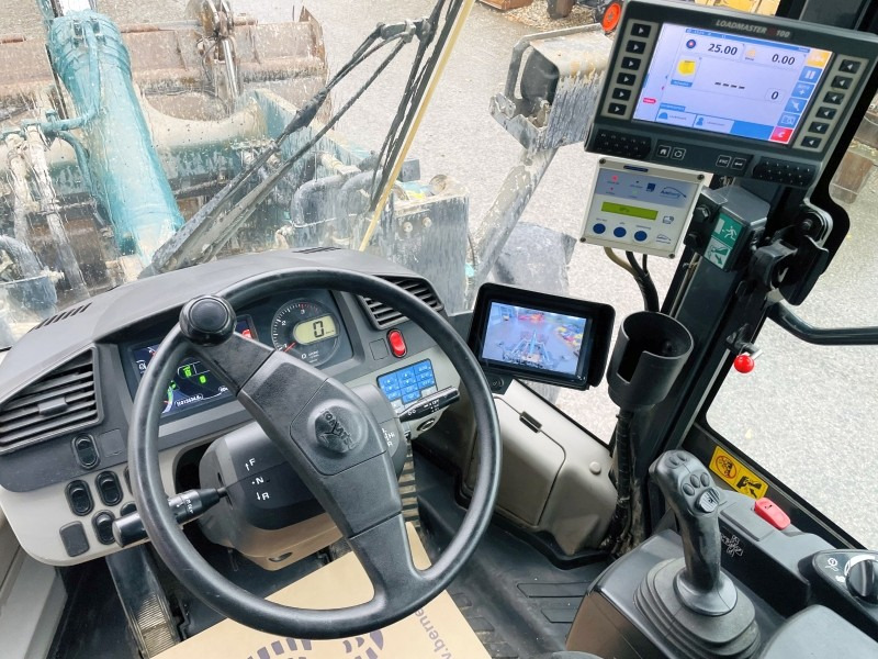 Komatsu WA320-8 (3661) - Kolesový nakladač: obrázok 4 Komatsu WA320-8 (3661) - Kolesový nakladač: obrázok 4