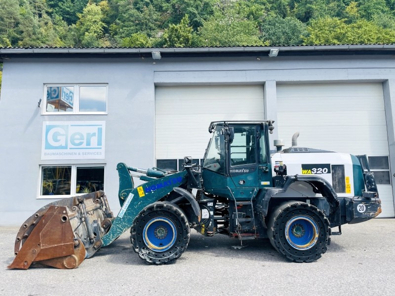 Komatsu WA320-8 (3661) - Kolesový nakladač: obrázok 3 Komatsu WA320-8 (3661) - Kolesový nakladač: obrázok 3