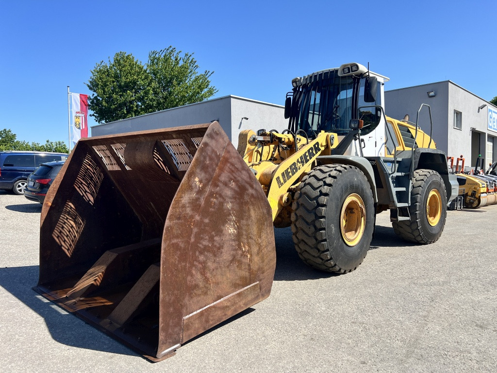Liebherr L 556 (111583) - Kolesový nakladač: obrázok 3 Liebherr L 556 (111583) - Kolesový nakladač: obrázok 3