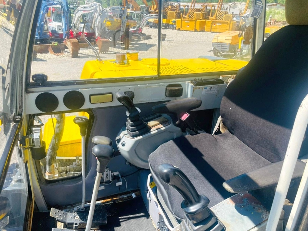 Neuson 8002 RDV (4015) - Mini rýpadlo: obrázok 5 Neuson 8002 RDV (4015) - Mini rýpadlo: obrázok 5