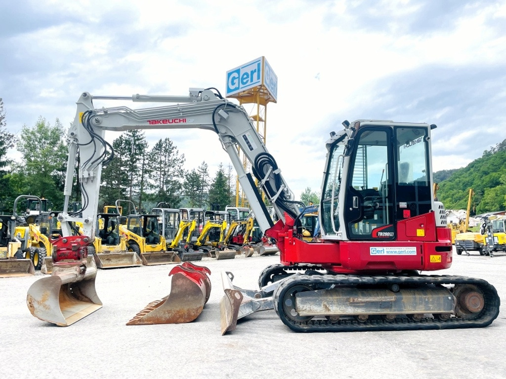Takeuchi TB280FR (4002) - Mini rýpadlo: obrázok 1 Takeuchi TB280FR (4002) - Mini rýpadlo: obrázok 1