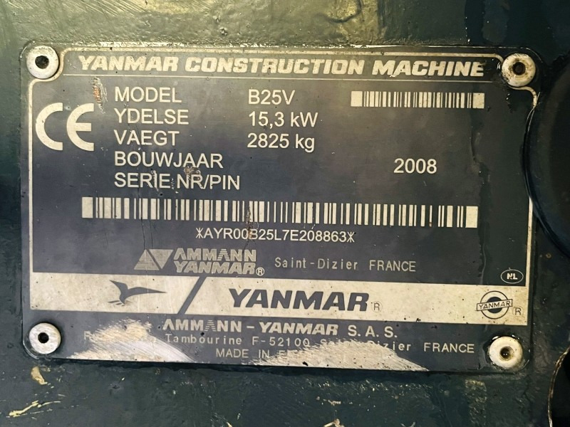 Yanmar B25V (3699) - Mini rýpadlo: obrázok 3 Yanmar B25V (3699) - Mini rýpadlo: obrázok 3