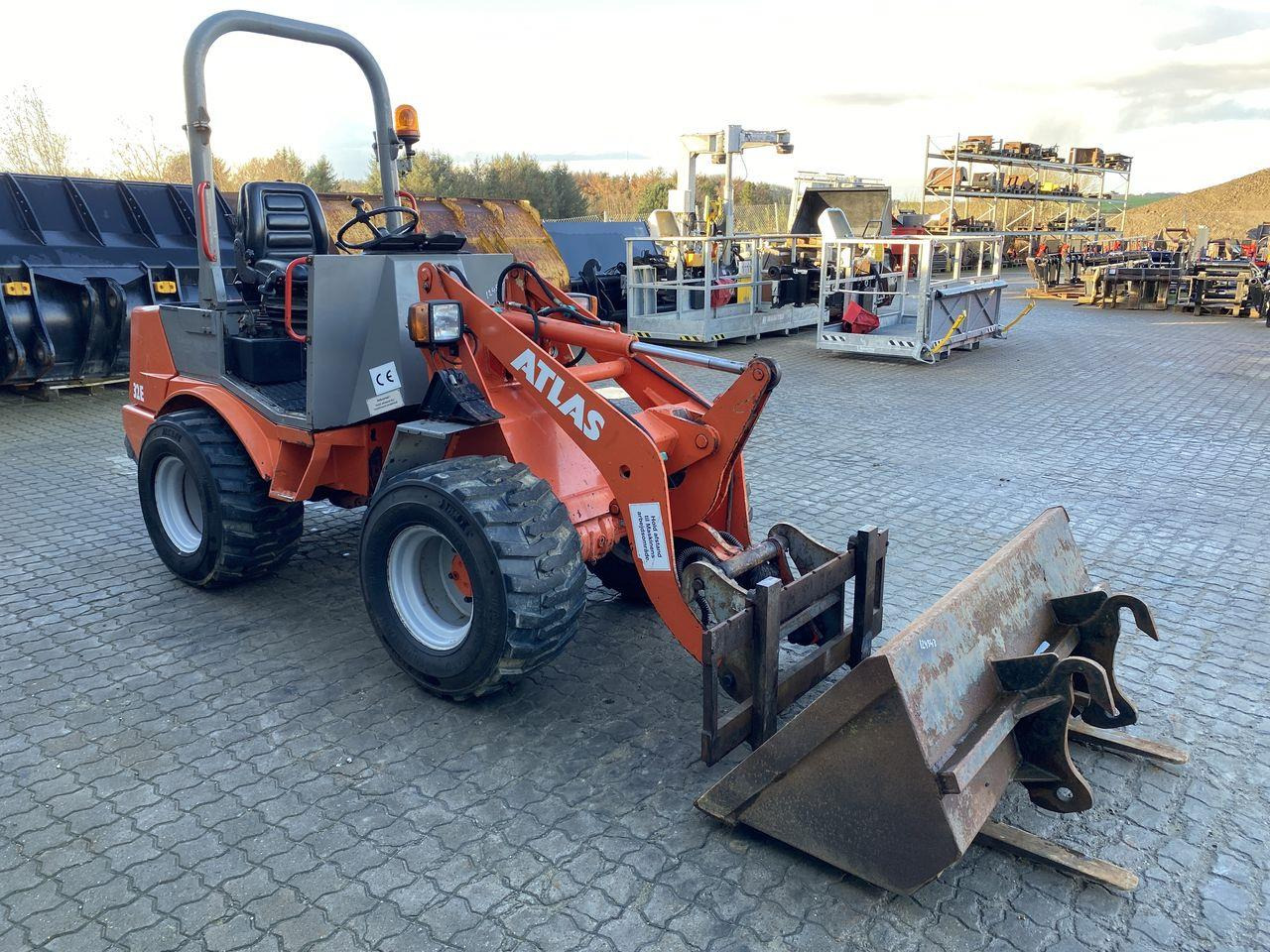 Atlas AR32E - Kĺbový nakladač: obrázok 5 Atlas AR32E - Kĺbový nakladač: obrázok 5