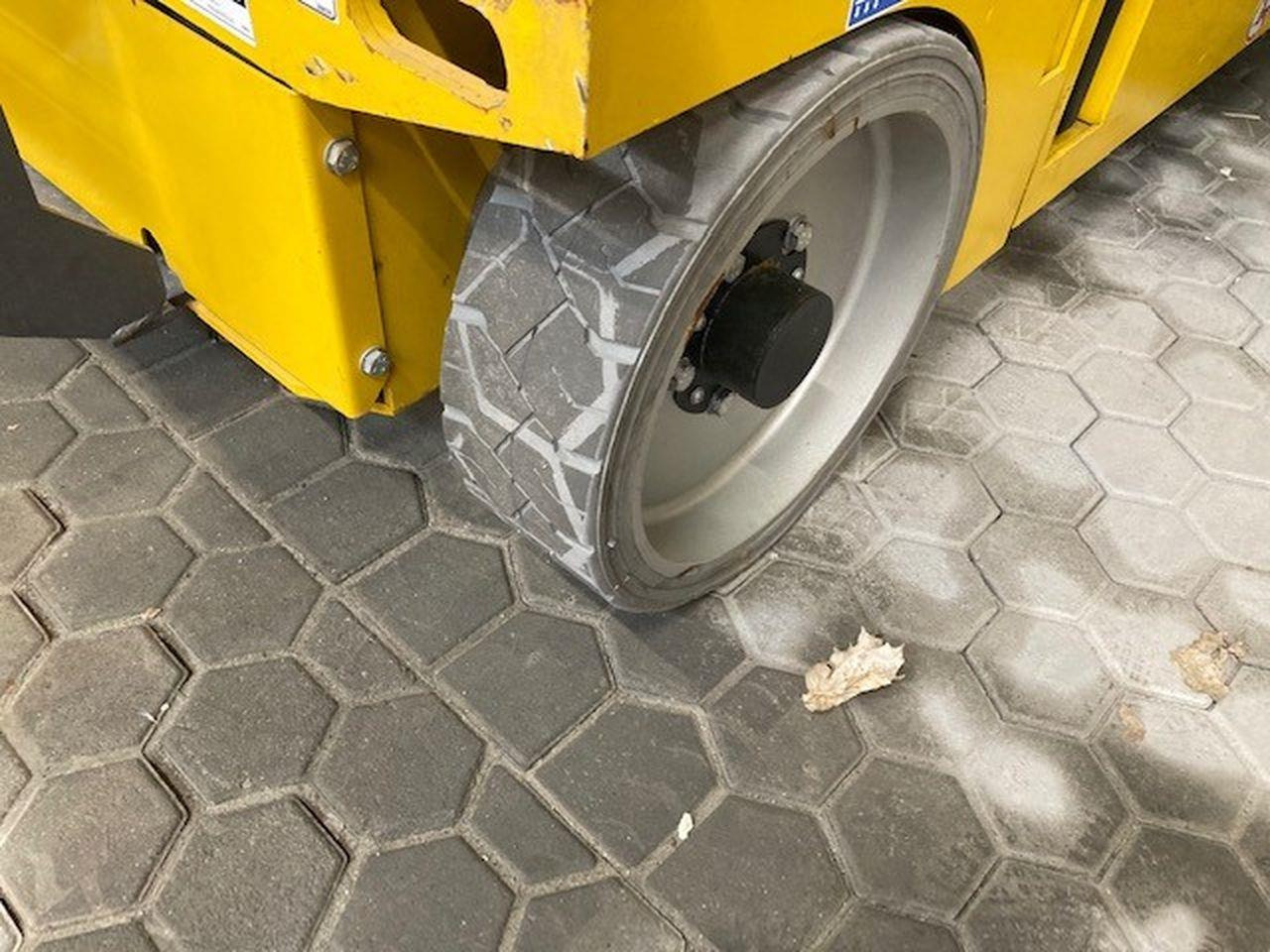 GMG 4646-ED 2.0 - Samohybná plošiny: obrázok 5 GMG 4646-ED 2.0 - Samohybná plošiny: obrázok 5