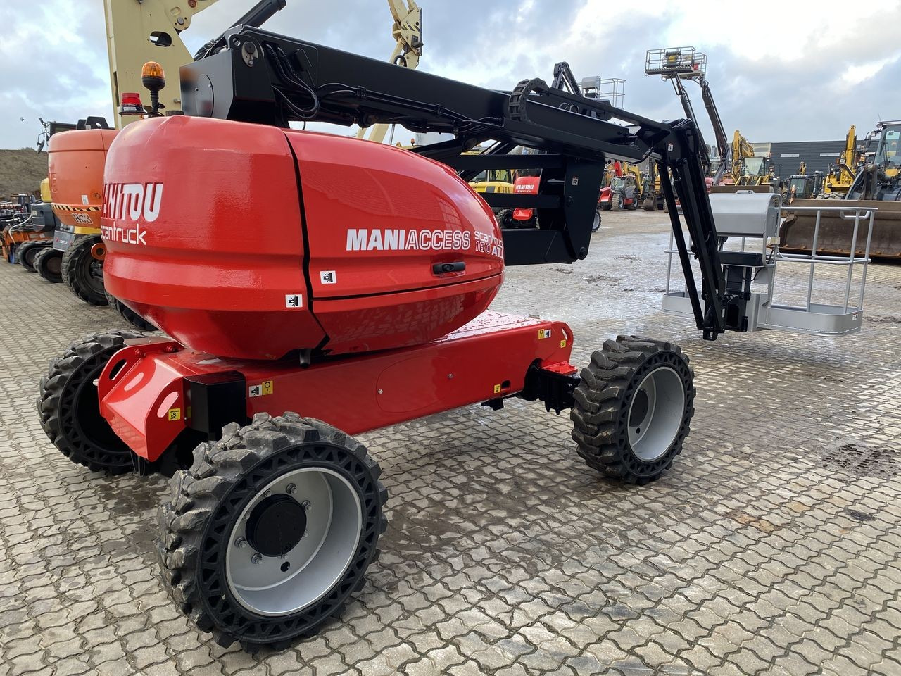 Manitou 160ATJ RC E3 - Kĺbová pracovná plošina: obrázok 4 Manitou 160ATJ RC E3 - Kĺbová pracovná plošina: obrázok 4