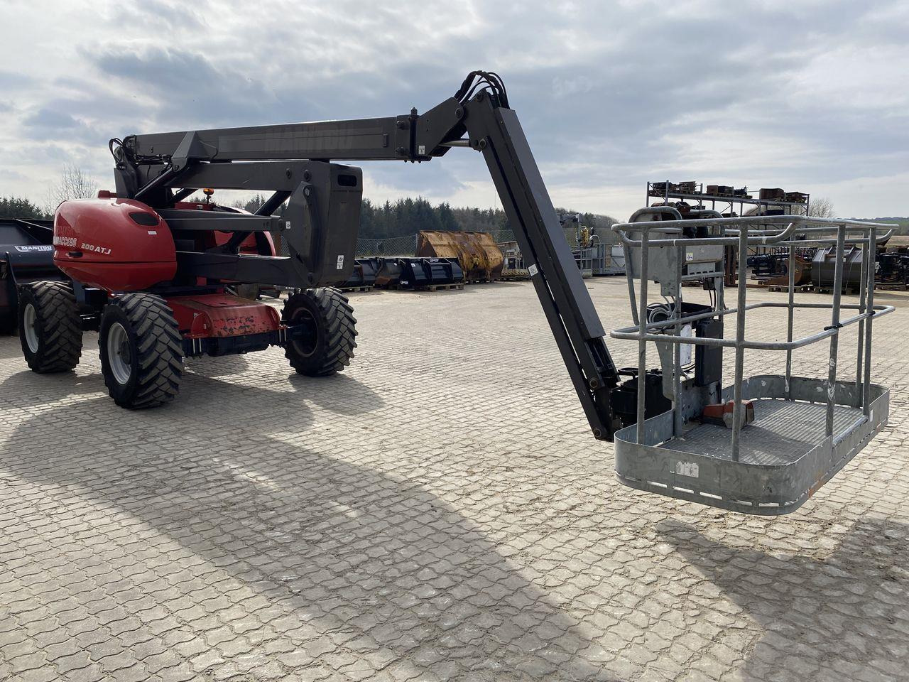 Manitou 200ATJ RC - Kĺbová pracovná plošina: obrázok 5 Manitou 200ATJ RC - Kĺbová pracovná plošina: obrázok 5