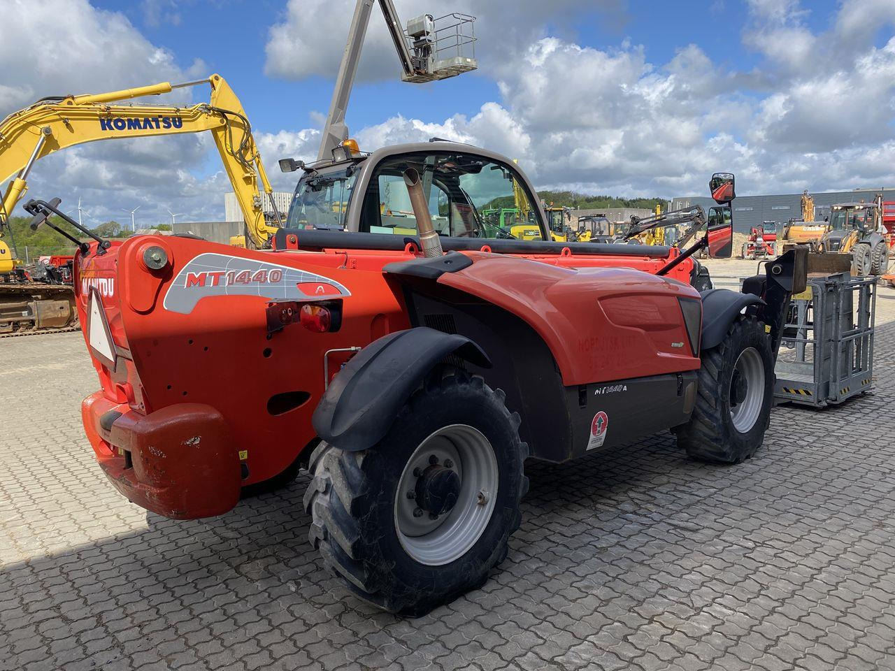 Manitou MT1440A ST3B - Teleskopický nakladač: obrázok 4 Manitou MT1440A ST3B - Teleskopický nakladač: obrázok 4