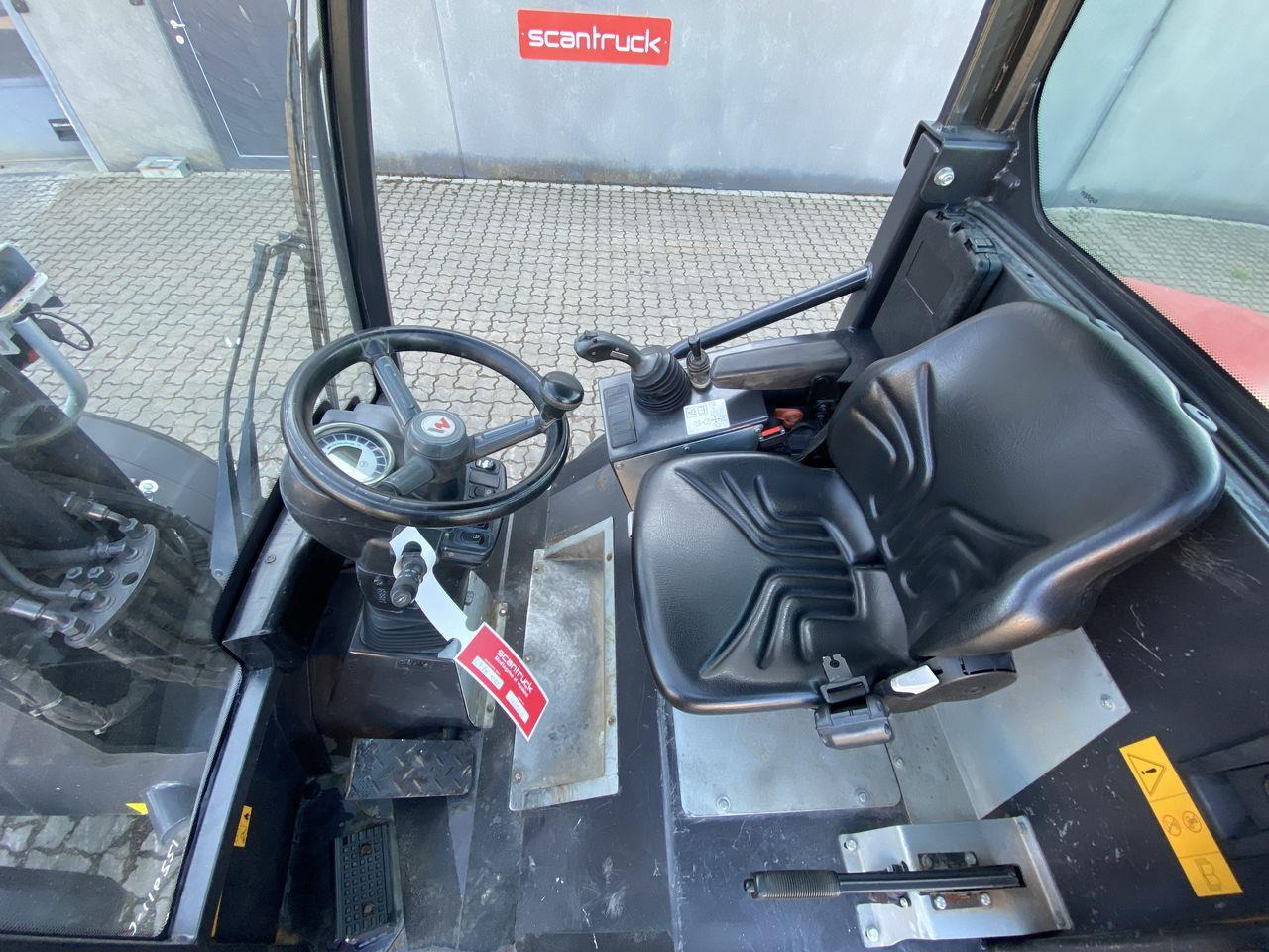 Weidemann 2070 - Kĺbový nakladač: obrázok 3 Weidemann 2070 - Kĺbový nakladač: obrázok 3