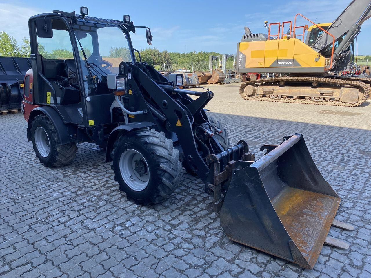 Weidemann 2070 - Kĺbový nakladač: obrázok 5 Weidemann 2070 - Kĺbový nakladač: obrázok 5