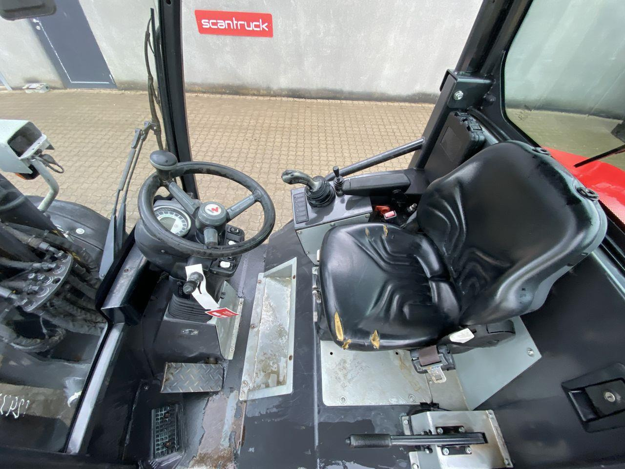 Weidemann 2070 - Kĺbový nakladač: obrázok 3 Weidemann 2070 - Kĺbový nakladač: obrázok 3