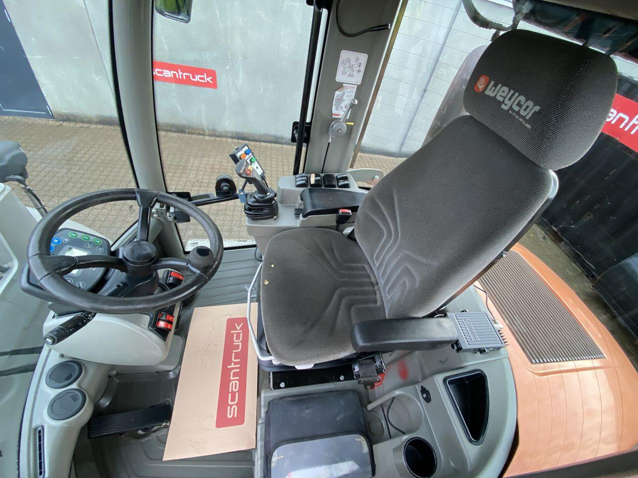 Weycor AR550 HS - Kĺbový nakladač: obrázok 3 Weycor AR550 HS - Kĺbový nakladač: obrázok 3