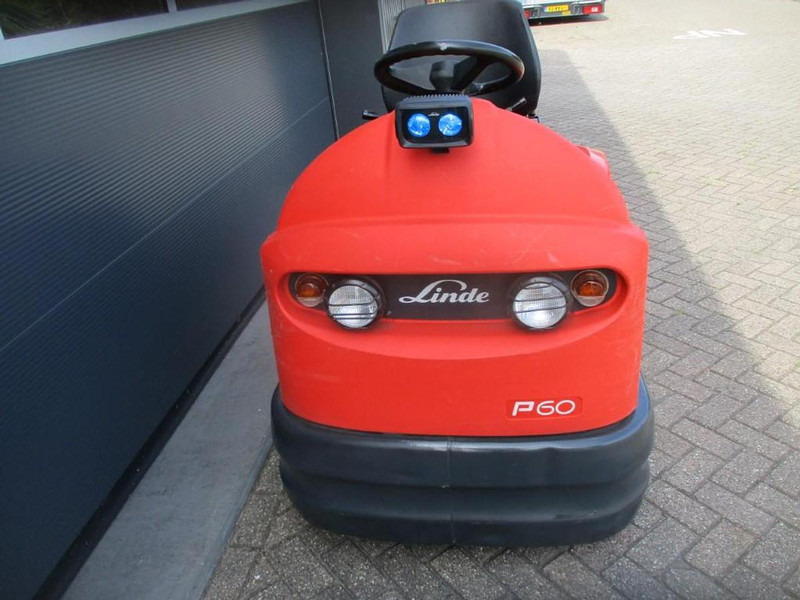 Linde P 60 - Elektricky tahač: obrázok 5 Linde P 60 - Elektricky tahač: obrázok 5