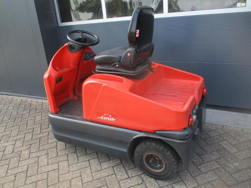 Linde P 60 - Elektricky tahač: obrázok 3 Linde P 60 - Elektricky tahač: obrázok 3