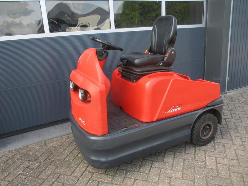 Linde P 60 - Elektricky tahač: obrázok 2 Linde P 60 - Elektricky tahač: obrázok 2