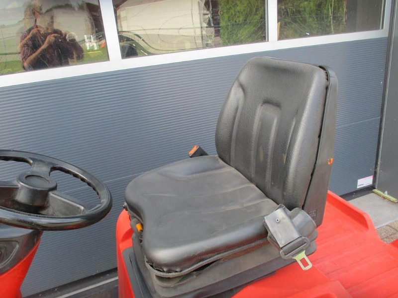 Linde P 60 - Elektricky tahač: obrázok 4 Linde P 60 - Elektricky tahač: obrázok 4