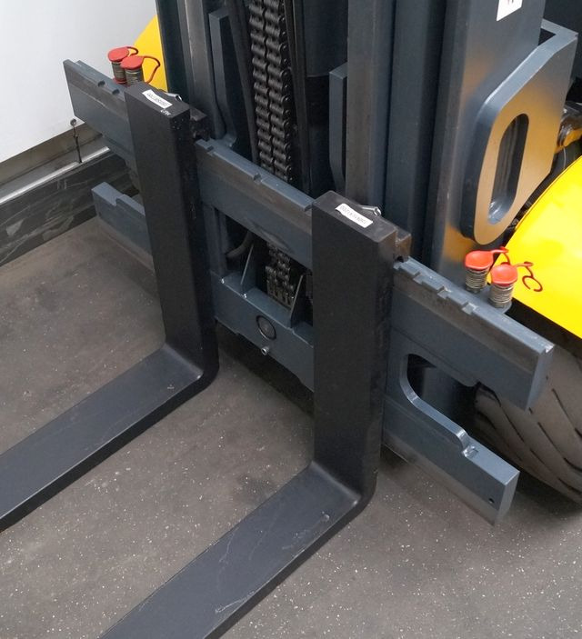 Jungheinrich EFG550 - Elektrický vysokozdvižný vozík: obrázok 3 Jungheinrich EFG550 - Elektrický vysokozdvižný vozík: obrázok 3