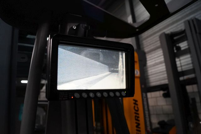 Jungheinrich ETV214 - Skladový zakladač: obrázok 5 Jungheinrich ETV214 - Skladový zakladač: obrázok 5