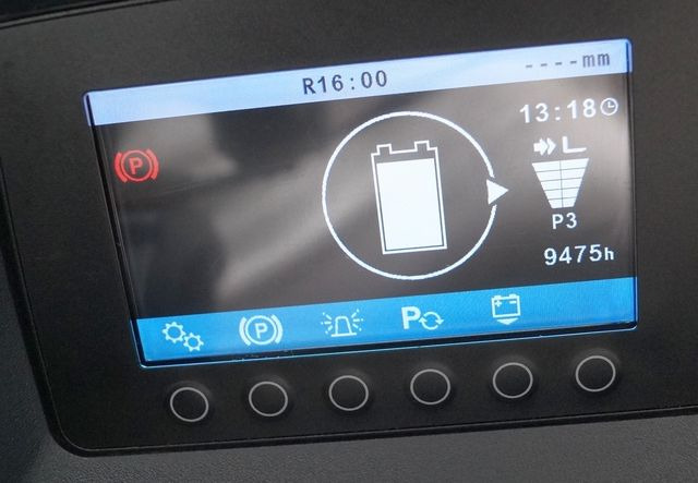 Jungheinrich ETV214 - Skladový zakladač: obrázok 4 Jungheinrich ETV214 - Skladový zakladač: obrázok 4