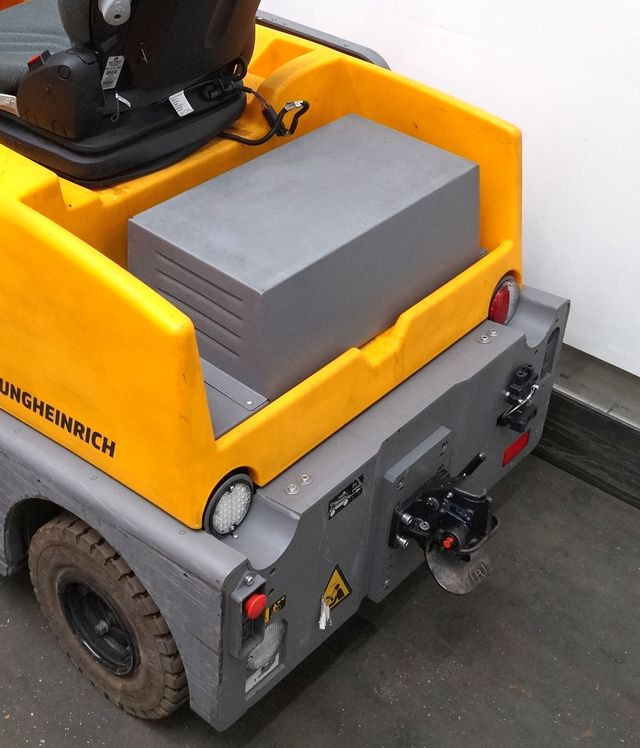 Jungheinrich EZS570 - Elektricky tahač: obrázok 4 Jungheinrich EZS570 - Elektricky tahač: obrázok 4