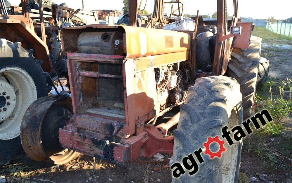 Case części 956xl 856 1056 skrzynia silnik most oś napęd kabina podnośnik wał blok głowica - Prevodovka pre Poľnohospodárske stroje: obrázok 1 Case części 956xl 856 1056 skrzynia silnik most oś napęd kabina podnośnik wał blok głowica - Prevodovka pre Poľnohospodárske stroje: obrázok 1