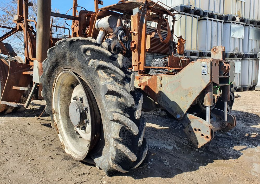 Claas Ares Renault 556 wał blok silnik głowica most zwolnica skrzynia - Prevodovka pre Poľnohospodárske stroje: obrázok 2 Claas Ares Renault 556 wał blok silnik głowica most zwolnica skrzynia - Prevodovka pre Poľnohospodárske stroje: obrázok 2
