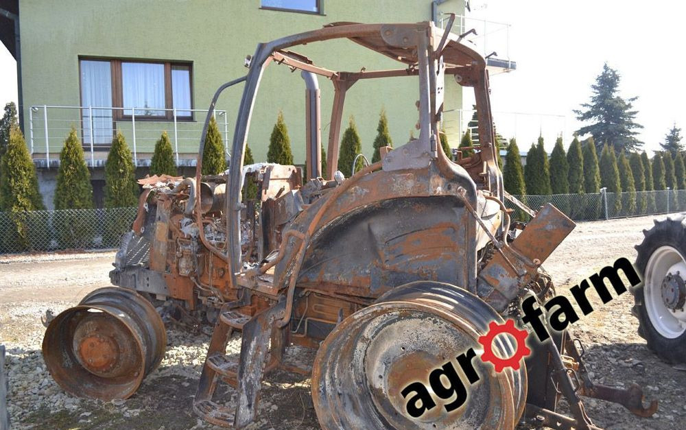 New Holland części używane T6.150 T6.120 T6.140 silnik most skrzynia zwolnica piasta zębatka układ - Prevodovka pre Poľnohospodárske stroje: obrázok 2 New Holland części używane T6.150 T6.120 T6.140 silnik most skrzynia zwolnica piasta zębatka układ - Prevodovka pre Poľnohospodárske stroje: obrázok 2