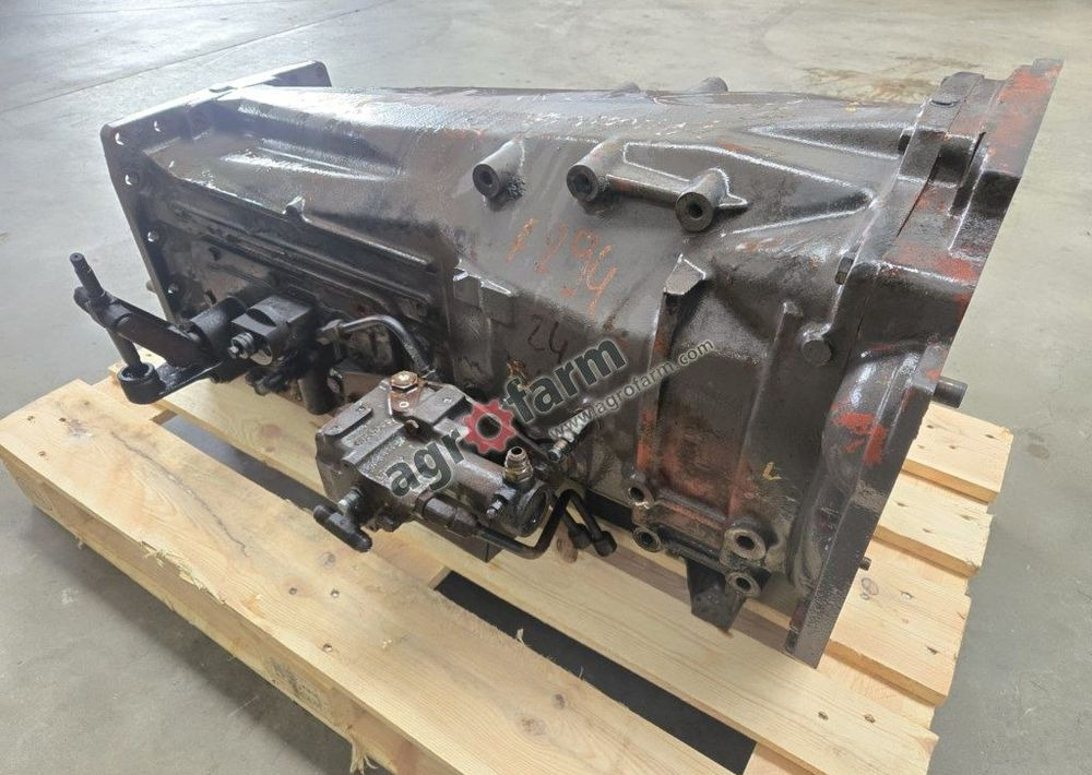 Skrzynia biegów Massey Ferguson 6180, Dynashift - Prevodovka: obrázok 4 Skrzynia biegów Massey Ferguson 6180, Dynashift - Prevodovka: obrázok 4