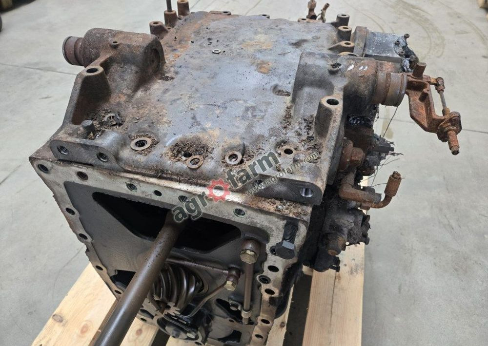 Skrzynia biegów Massey Ferguson 6614, Vario ML130 - Prevodovka: obrázok 4 Skrzynia biegów Massey Ferguson 6614, Vario ML130 - Prevodovka: obrázok 4