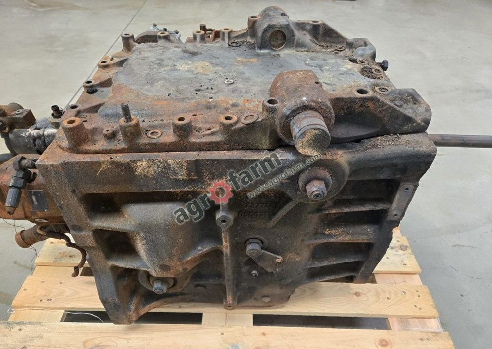 Skrzynia biegów Massey Ferguson 6614, Vario ML130 - Prevodovka: obrázok 3 Skrzynia biegów Massey Ferguson 6614, Vario ML130 - Prevodovka: obrázok 3