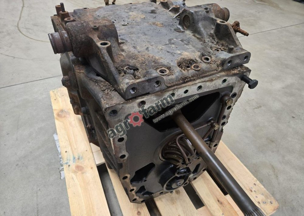 Skrzynia biegów Massey Ferguson 6614, Vario ML130 - Prevodovka: obrázok 1 Skrzynia biegów Massey Ferguson 6614, Vario ML130 - Prevodovka: obrázok 1