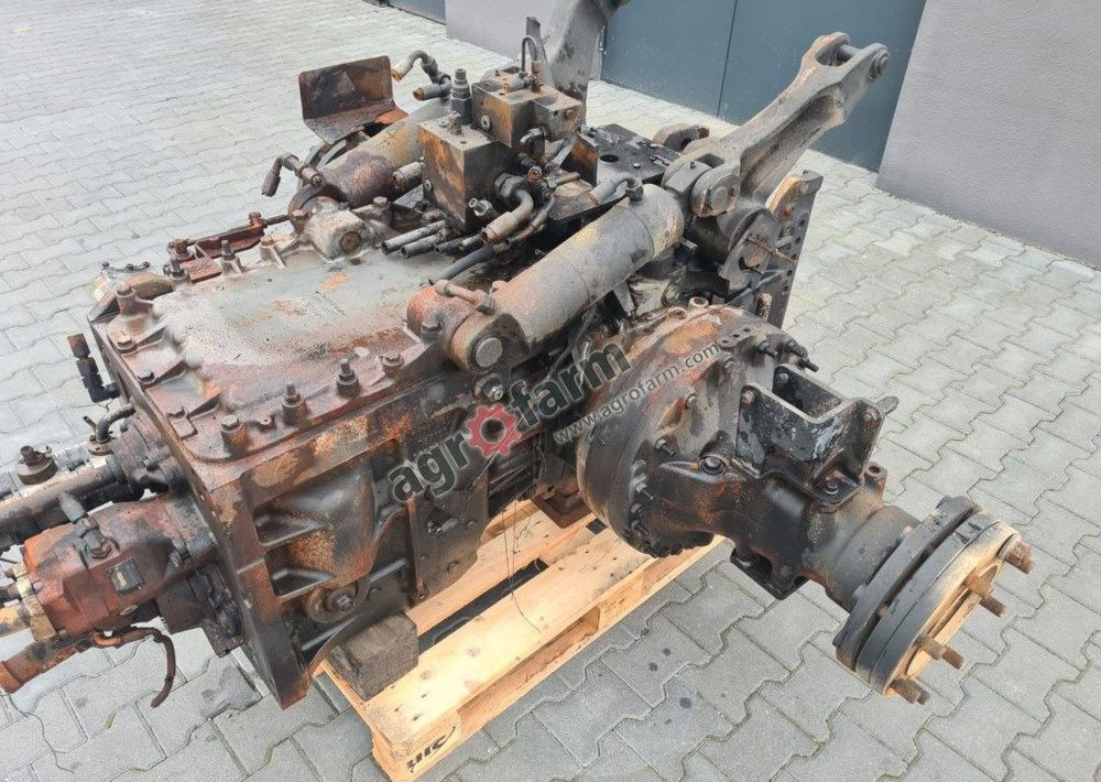 Skrzynia biegów, tylny most Massey Ferguson 6614 - Prevodovka: obrázok 2 Skrzynia biegów, tylny most Massey Ferguson 6614 - Prevodovka: obrázok 2