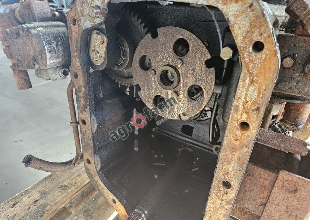 TYLNY MOST CASE MAXXUM 115 44980058 - Prevodovka: obrázok 3 TYLNY MOST CASE MAXXUM 115 44980058 - Prevodovka: obrázok 3