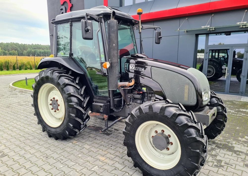 Valtra A93 - Traktor: obrázok 3 Valtra A93 - Traktor: obrázok 3