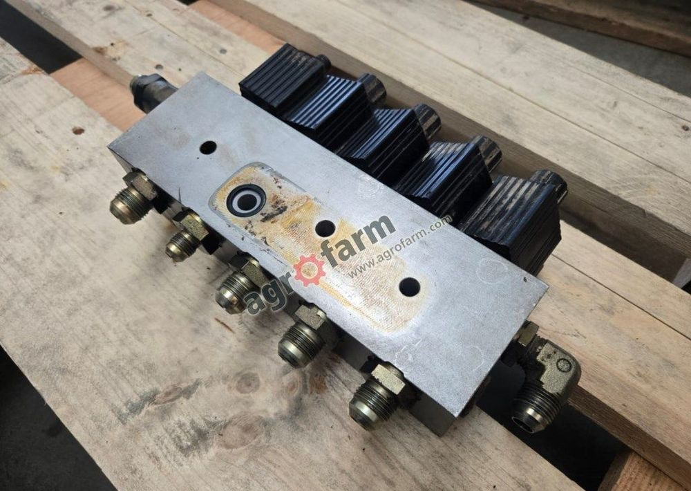 Zawór przyspieszacza Valtra T170, T171, T140 - Hydraulika: obrázok 3 Zawór przyspieszacza Valtra T170, T171, T140 - Hydraulika: obrázok 3