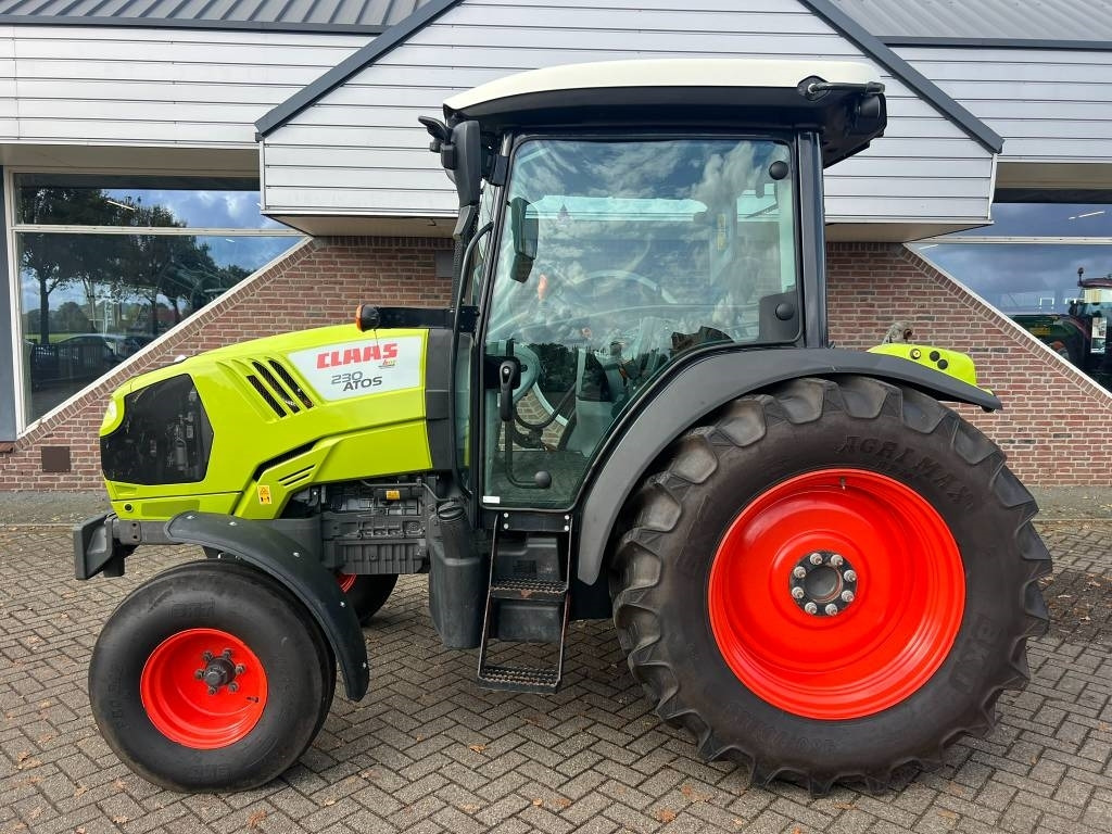 Claas Atos 230 - Traktor: obrázok 2 Claas Atos 230 - Traktor: obrázok 2