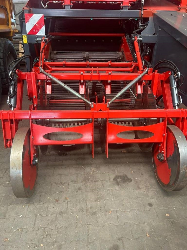 Dewulf R2060 - Zemiakový kombajn: obrázok 3 Dewulf R2060 - Zemiakový kombajn: obrázok 3