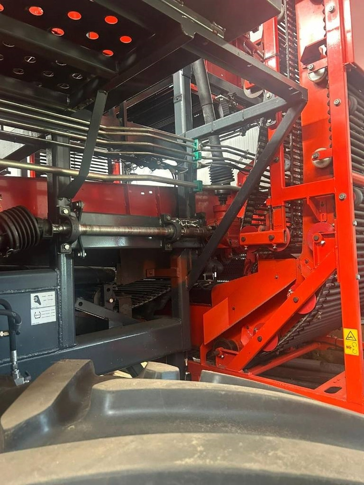 Dewulf R2060 - Zemiakový kombajn: obrázok 4 Dewulf R2060 - Zemiakový kombajn: obrázok 4