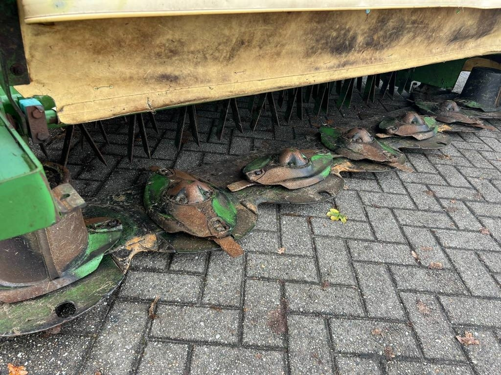 Krone EasyCut 320 CV-Q maaier - Kosačka: obrázok 5 Krone EasyCut 320 CV-Q maaier - Kosačka: obrázok 5